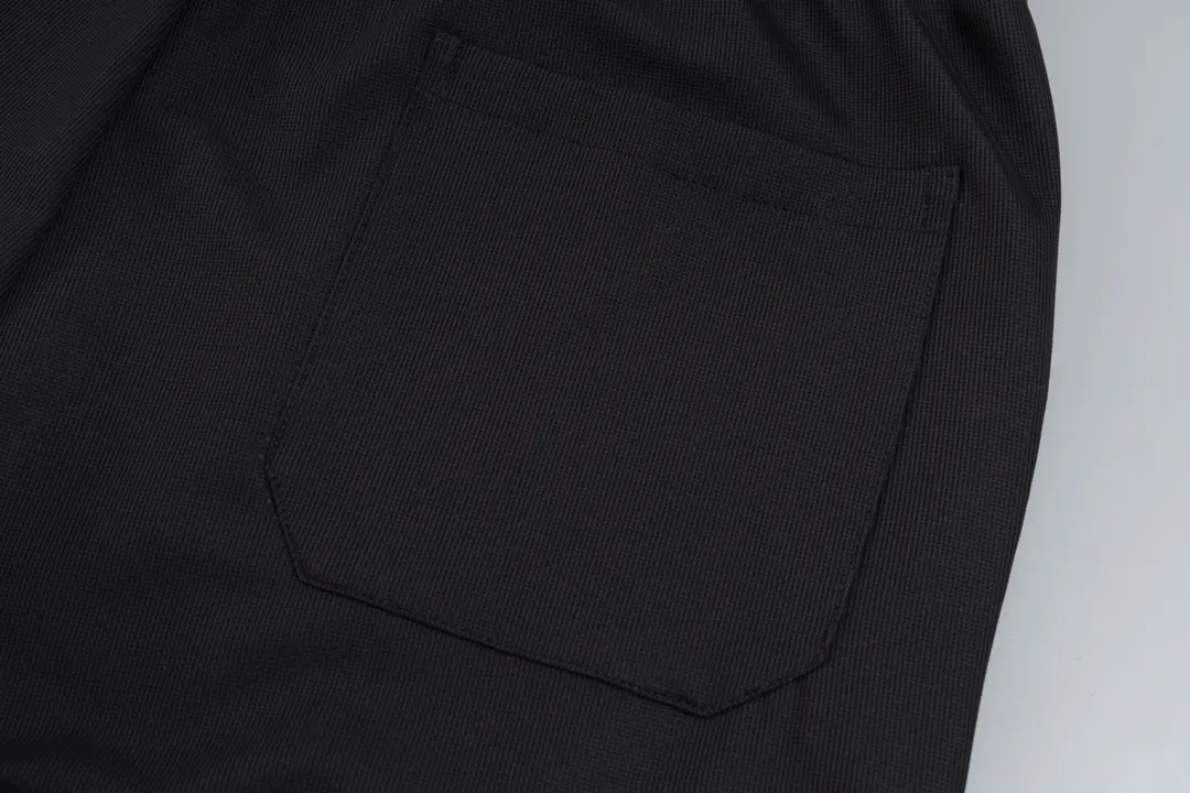 ARC'TERYX :Lightweight， ， ， ，Lightweight ， 、 、 、 、 ！ ！ Classic logo ！ 90% 10% , ， ， Breathable ， ，Quality ！ ！ logo ， ， ， ， ， ！ Versatile ！